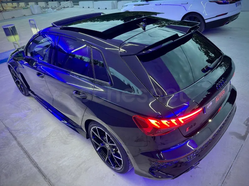 Audi RS 3 Sportback de 2024, foto 7 de 16