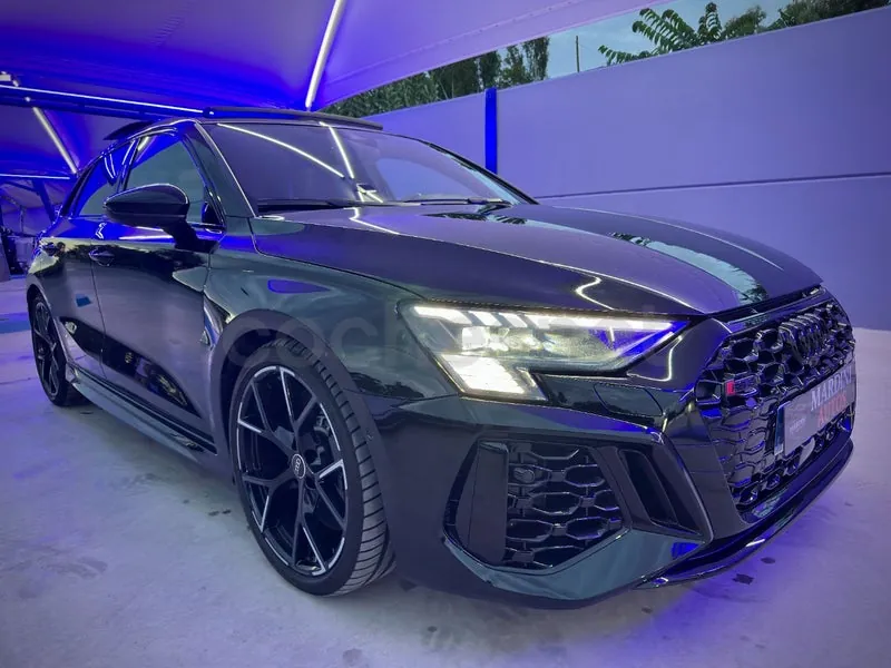 Audi RS 3 Sportback de 2024, foto 12 de 16