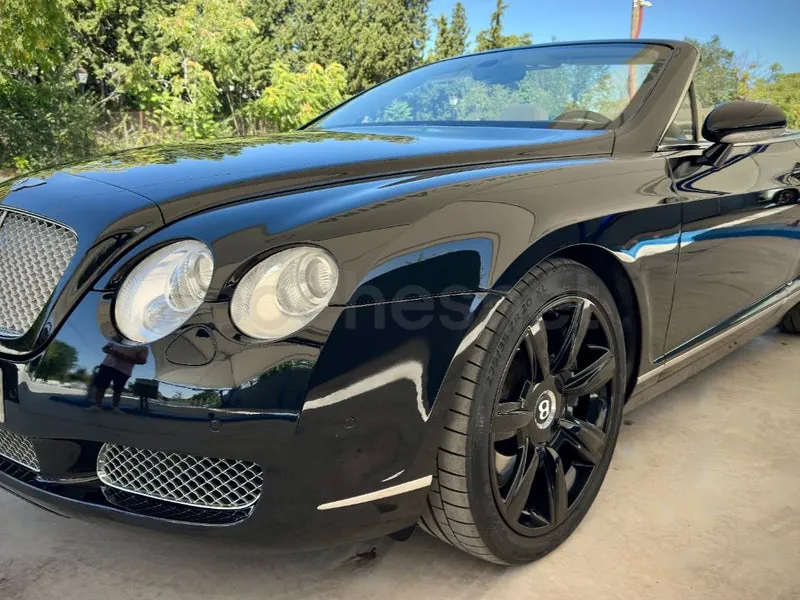 Bentley Continental GTC 6.0 W12 de 2007, foto 3 de 16