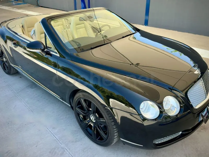 Bentley Continental GTC 6.0 W12 de 2007, foto 16 de 16