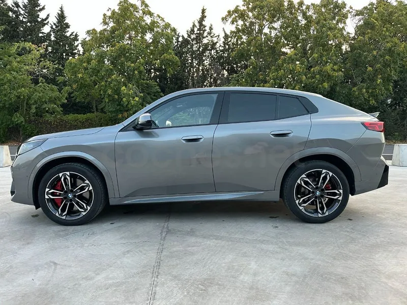BMW X2 sDrive20d de 2025, foto 5 de 16