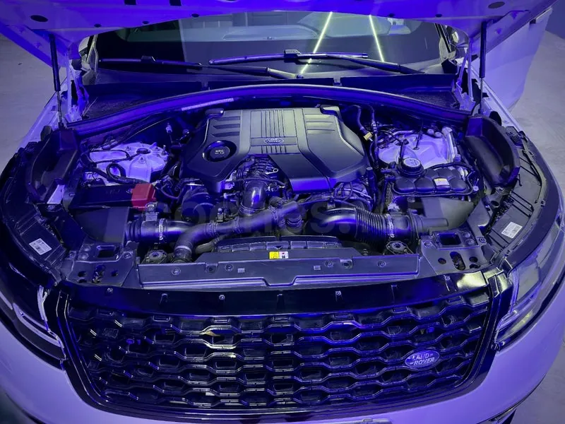 Range Rover Velar D300 Dynamic HSE de 2019, foto 14 de 16