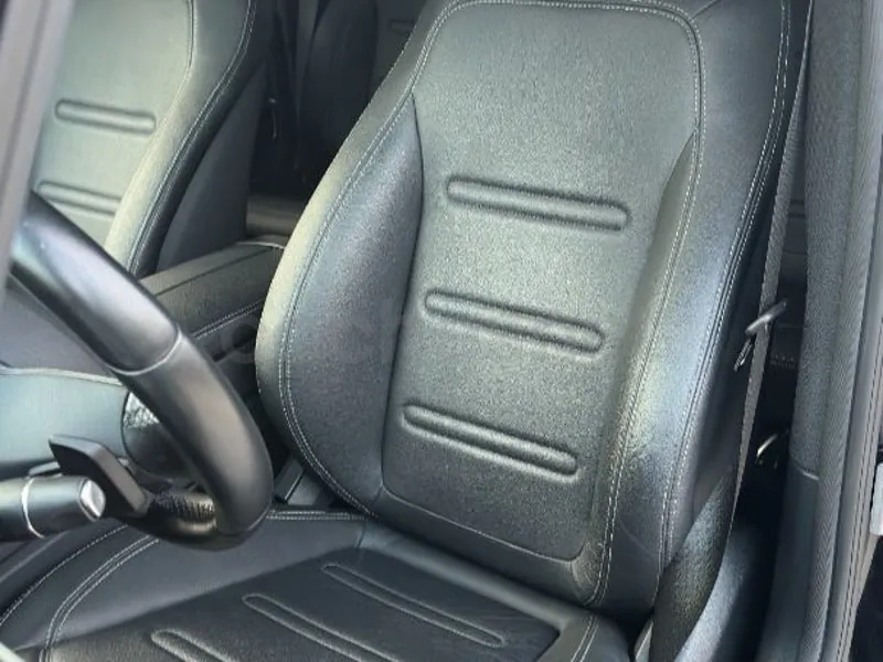 Mercedes-Benz G 400 d de 2022, foto 10 de 16