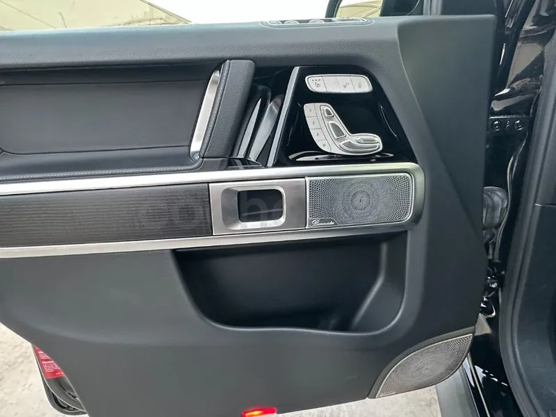 Mercedes-Benz G 400 d de 2022, foto 12 de 16
