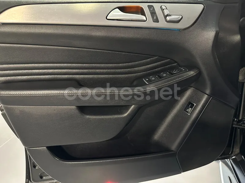 Mercedes-Benz GLE 350 d 4MATIC Coupé de 2015, foto 13 de 16