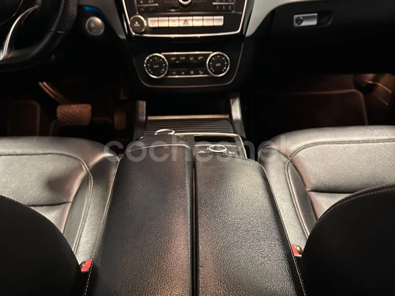Mercedes-Benz GLE 350 d 4MATIC Coupé de 2015, foto 16 de 16