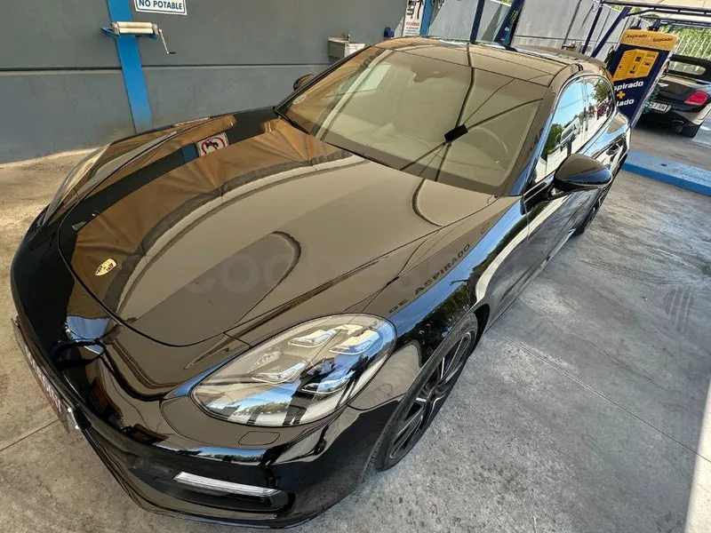 Porsche Panamera Turbo Sport Turismo de 2018, foto 3 de 16