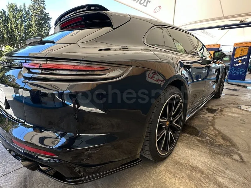 Porsche Panamera Turbo Sport Turismo de 2018, foto 8 de 16