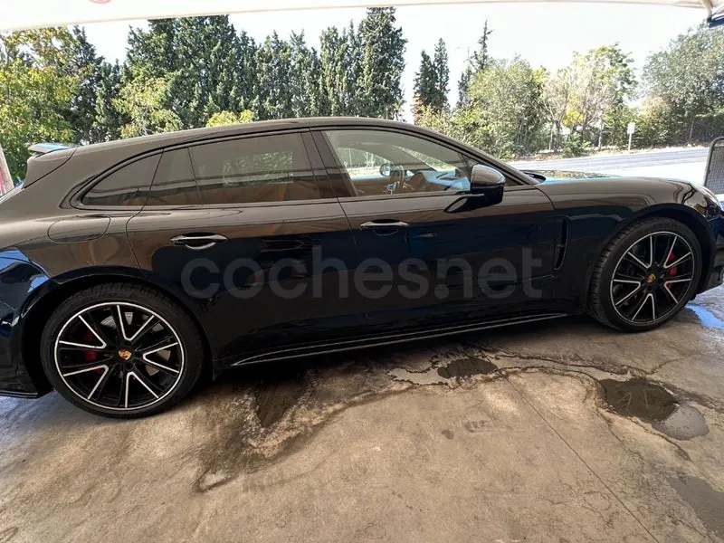 Porsche Panamera Turbo Sport Turismo de 2018, foto 9 de 16